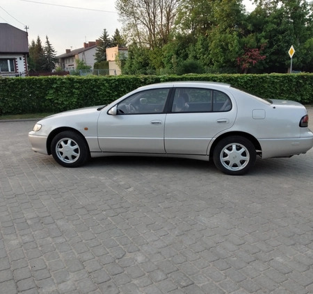 Lexus GS cena 28500 przebieg: 209762, rok produkcji 1994 z Stronie Śląskie małe 137